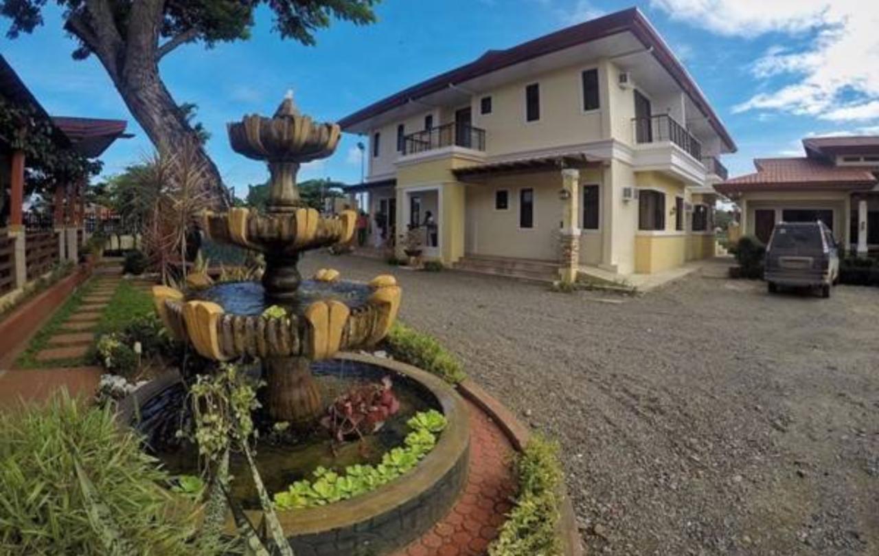 Maruyog'S Ridge Convention Center Hotel เกซอนซิตี้ ภายนอก รูปภาพ