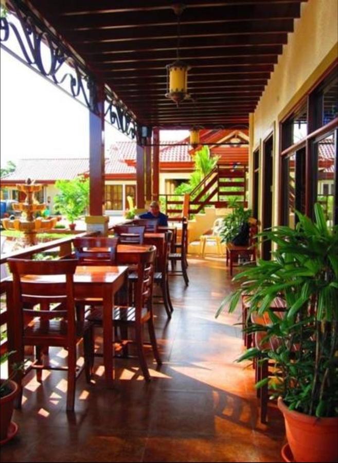 Maruyog'S Ridge Convention Center Hotel เกซอนซิตี้ ภายนอก รูปภาพ